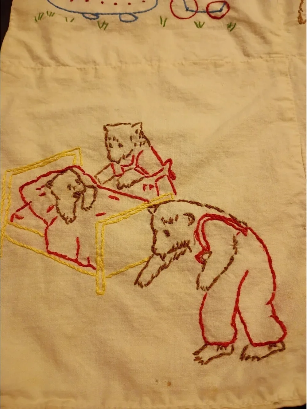 Vintage 50s Handmade Embroidered Baby Doll Quilt Blanket 23x15